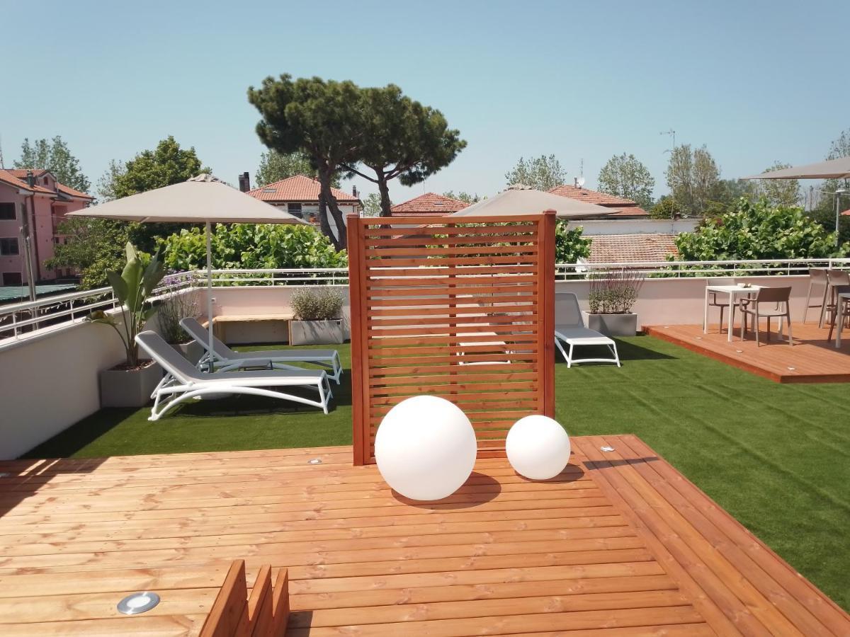 Villa Elia Suite Room Bellaria-Igea Marina Eksteriør billede